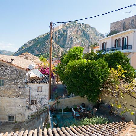 Theros Cottage نافبليو المظهر الخارجي الصورة
