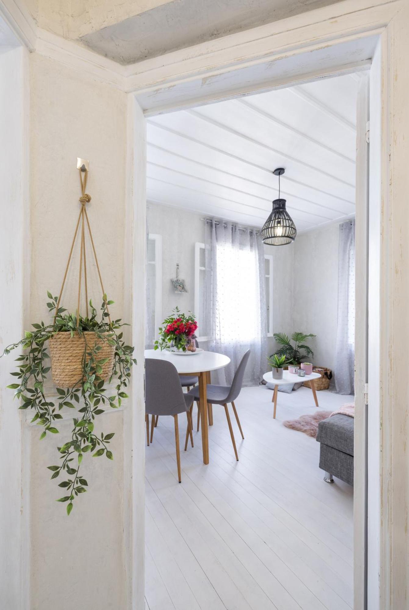 Theros Cottage نافبليو المظهر الخارجي الصورة